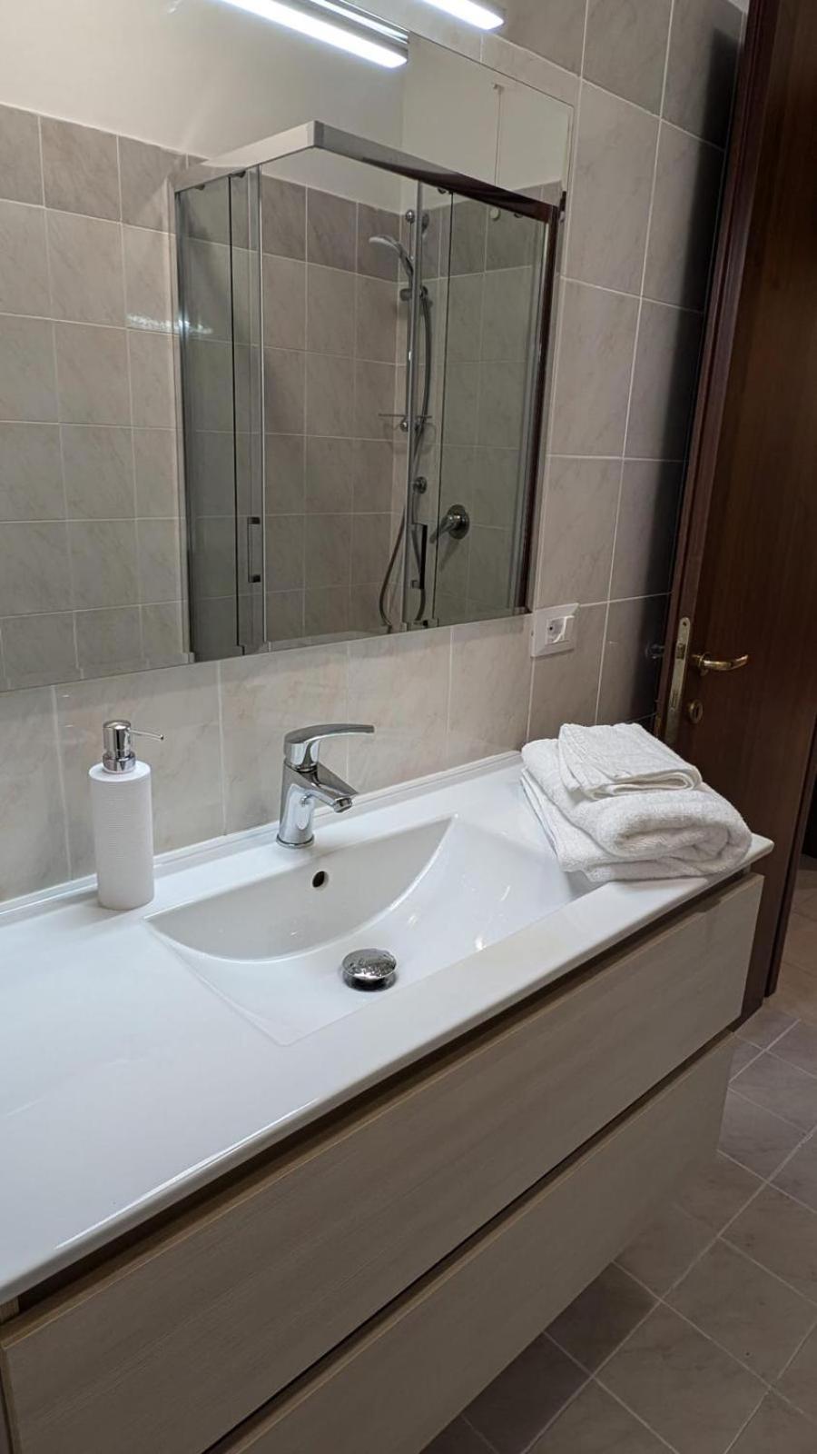 Bl Apartment Latina Extérieur photo